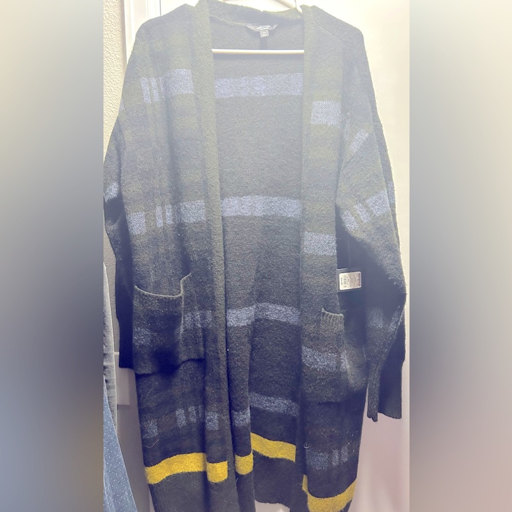 Medium Vera Wang Dark Green Long Cardigan